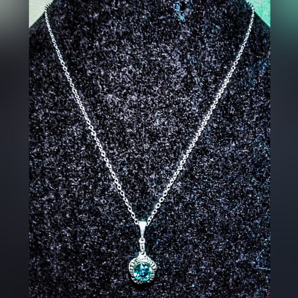 19" Napier Elegant Crystal Blue and Silver Flower Pendant Necklace